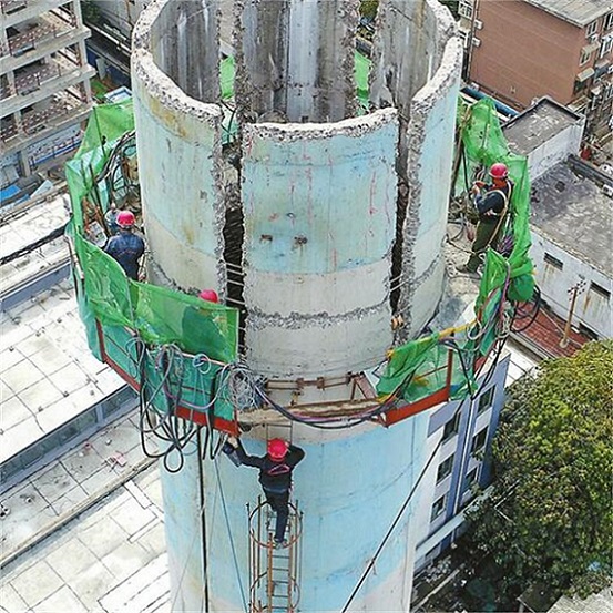 煙囪拆除公司:專業(yè)團隊,打造安全拆除新標準